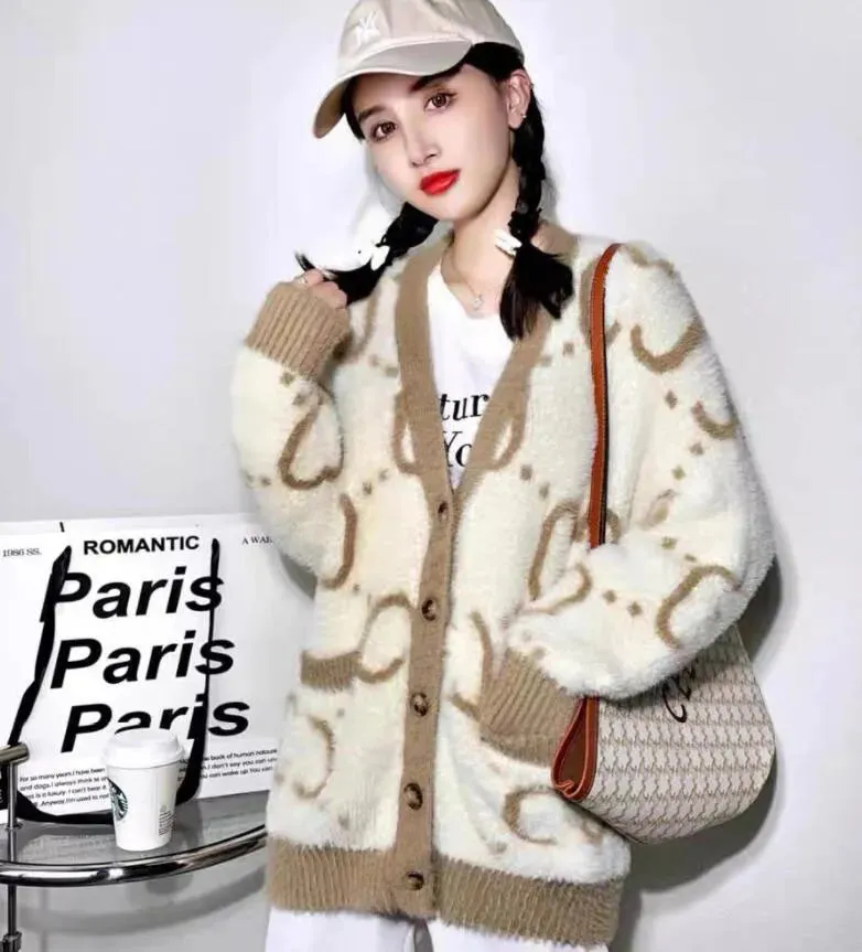 21 Fashion brand Designer Sweaters new female loose coat brown presbyopia full print sweater coat lazy wind loose cardigan top