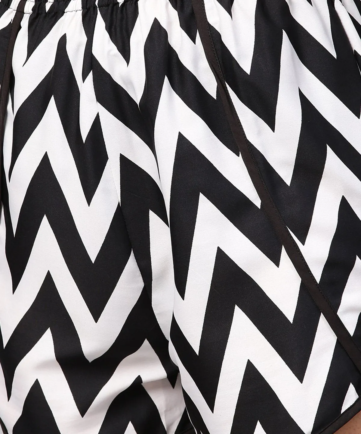 Black & White Zig Zag Printed Shorts