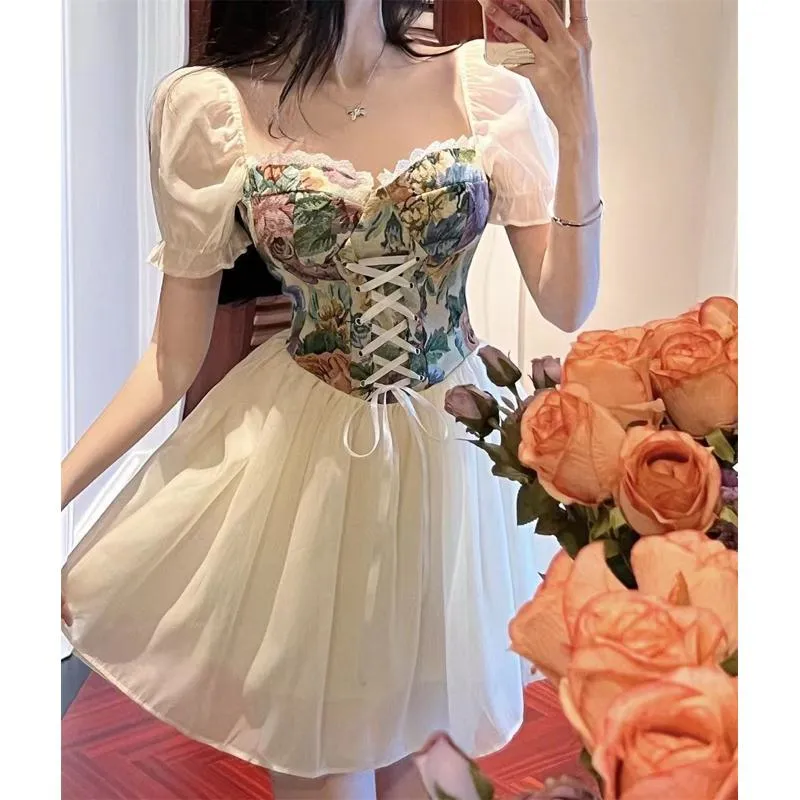 Full-Skirt Style Bubble Sleeve Lace Square Collar Patchwork French Style Dress