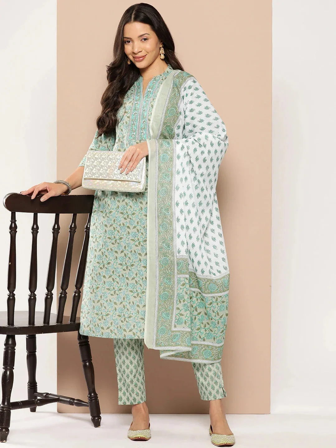 Green Floral Printed Regular Pure Cotton Kurta With Trousers & With Dupatta