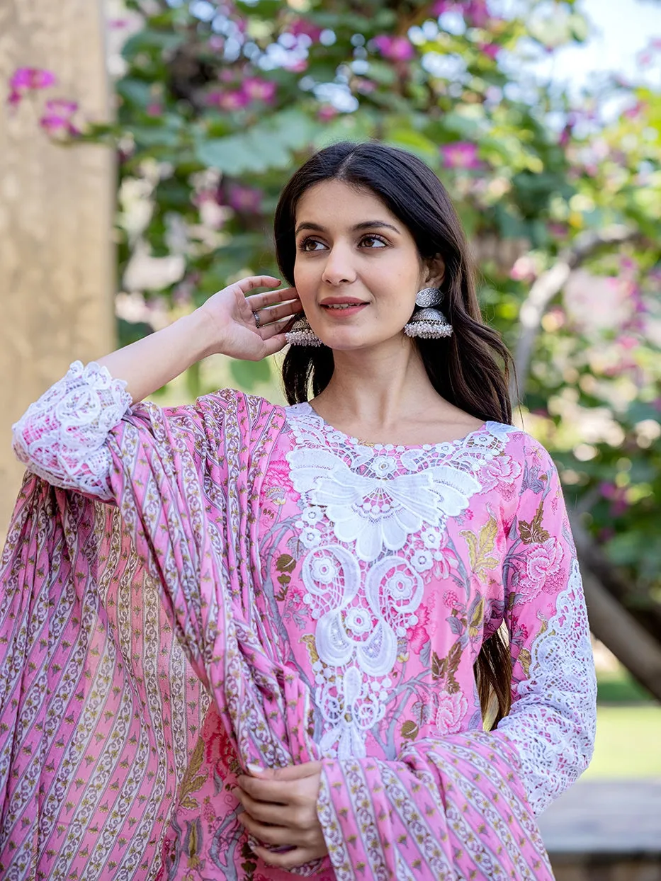 Pink Floral Print,Thread_Work Pakistani Style Kurta Trouser And Dupatta Set