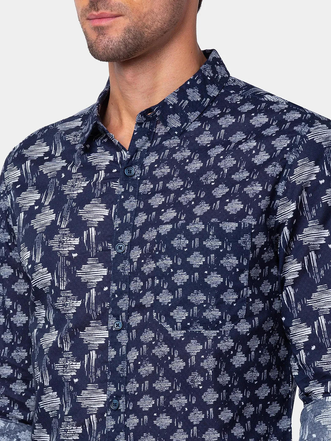 Spykar Men Navy Blue Cotton Slim Fit Printed Shirt