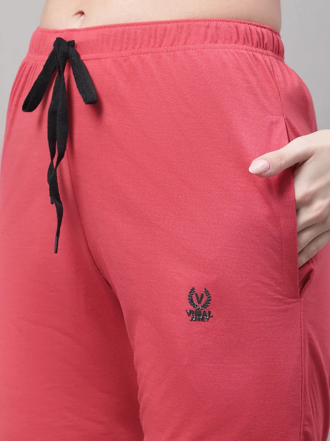 Vimal Jonney Pink Regular fit Cotton Shorts for Women