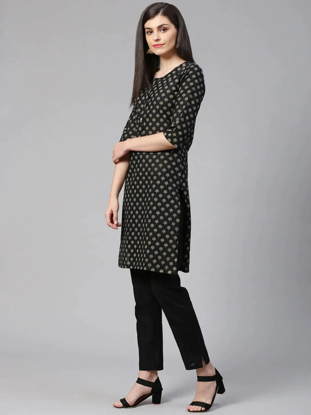 Women Black And Beige Printed Kurta With Trousers